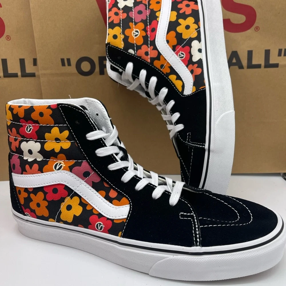 Vans Men’s Sk8-Hi
Flower Black/Multi Sneakers
VN000D5IBML
Floral High-Top - Picture 15 of 16